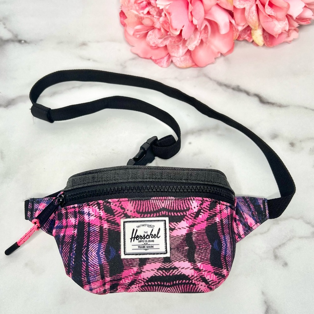 HERSCHEL SUPPLY CO Twelve Warped Plaid Hip Pack Waist Bag - Picture 3 of 10